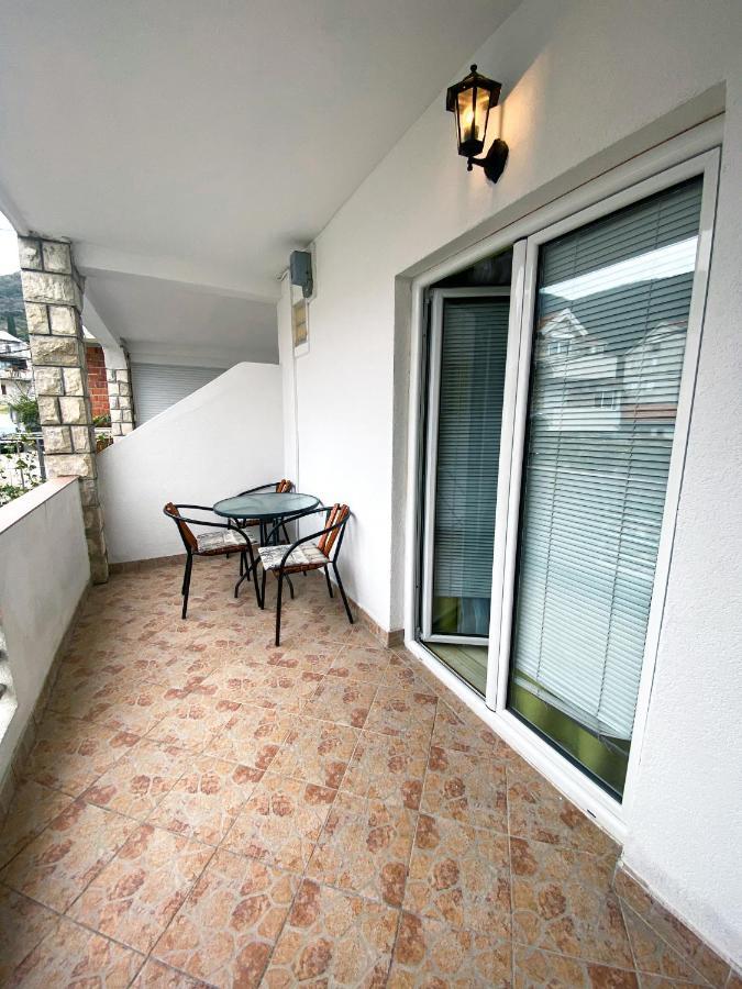 Apartments Marijana Tivat Eksteriør bilde