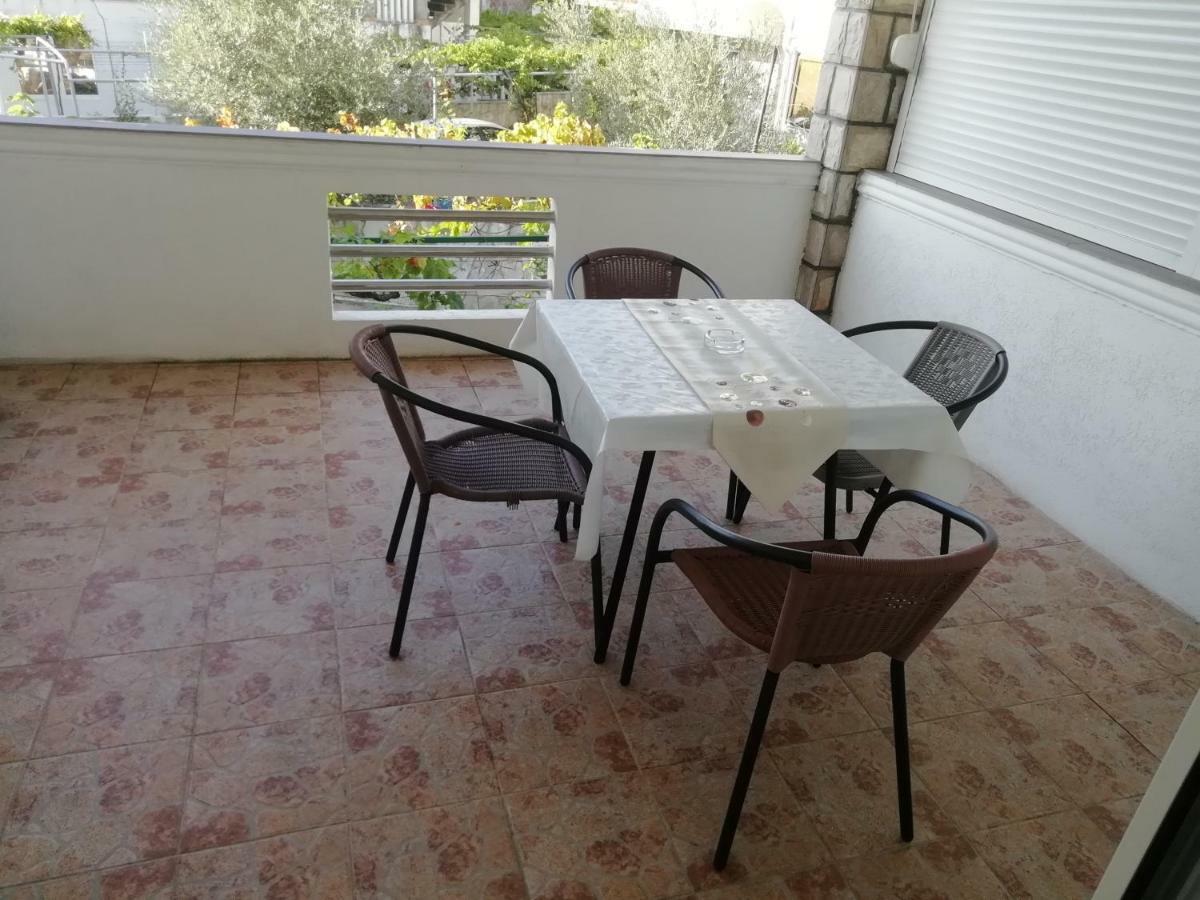 Apartments Marijana Tivat Eksteriør bilde